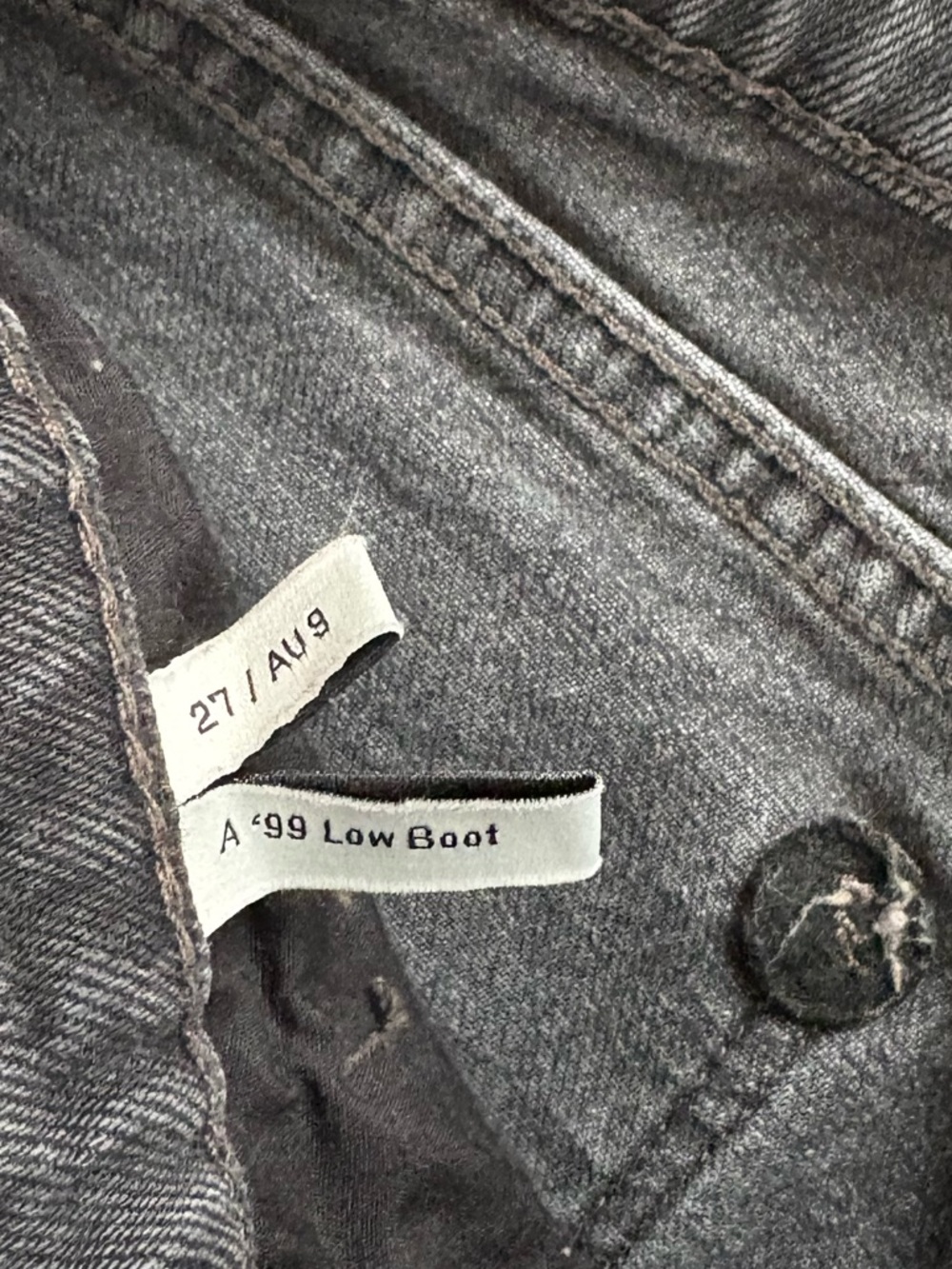 Abrand Women's A '99 Low Boot Jeans. Size 27. - Picture 5 of 6